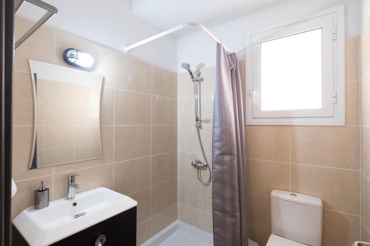 Spacious Studio Downtown Larnaca Bagian luar foto